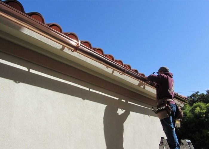 Roof Gutter Installation Services In Pasadena