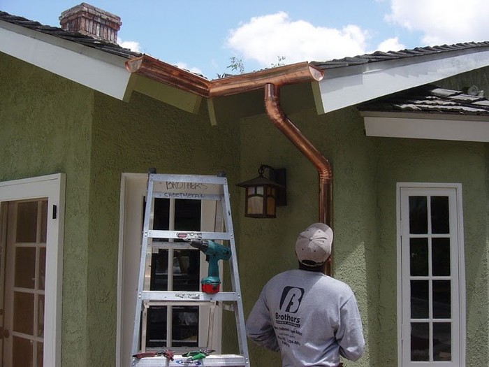 Downspout Repair in Pasadena